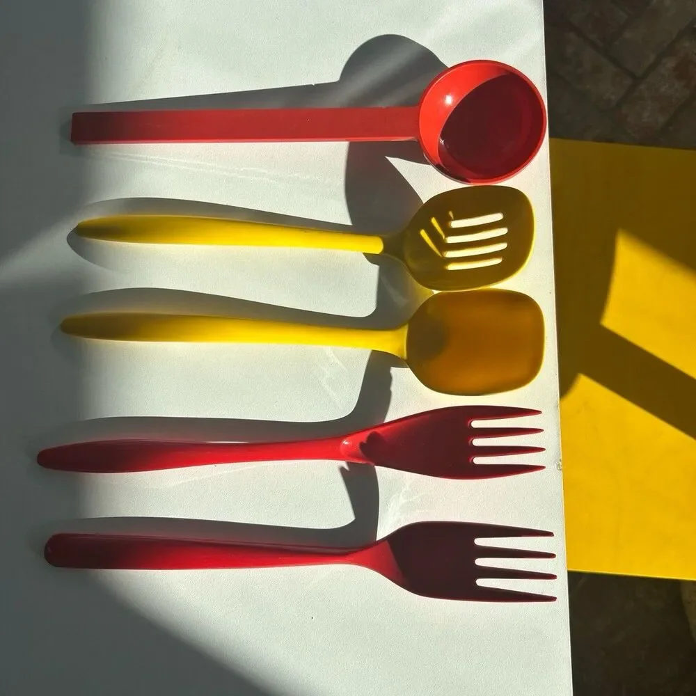 Vintage Melamine Utensils Set / Five